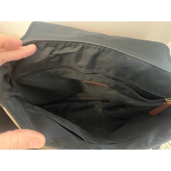 NWOT Fossil Evan Black Leather Commuter Bag Satchel Messenger - Picture 6 of 6